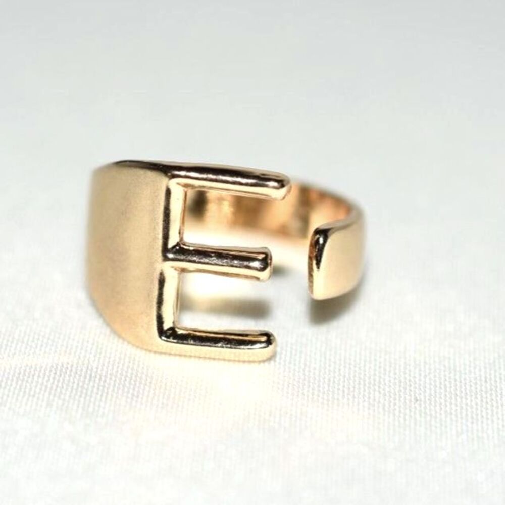 NWOT 925 Gold Flash Plated Initial Letter "E" Adj. Size 7-9 Cuff Unisex Y2K Ring